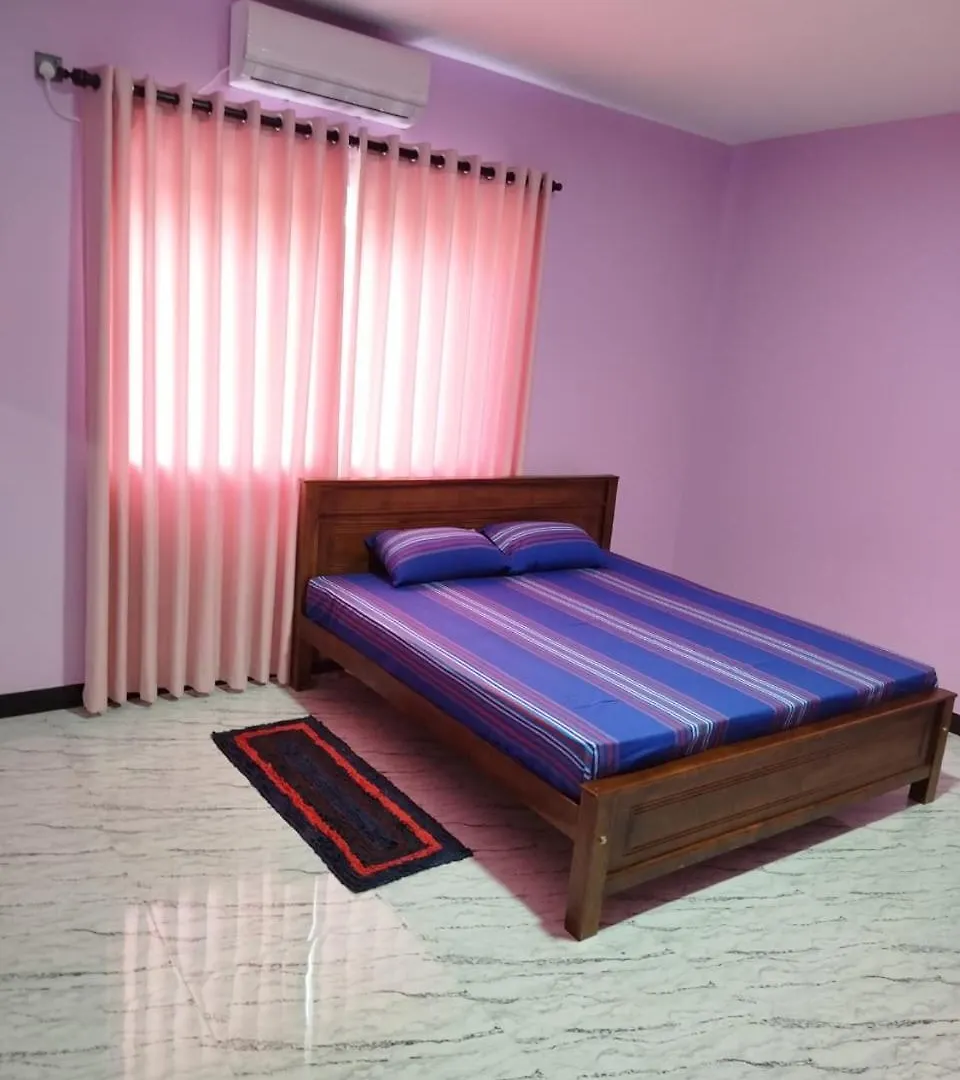 Vivente Negombo Apartment 0*,