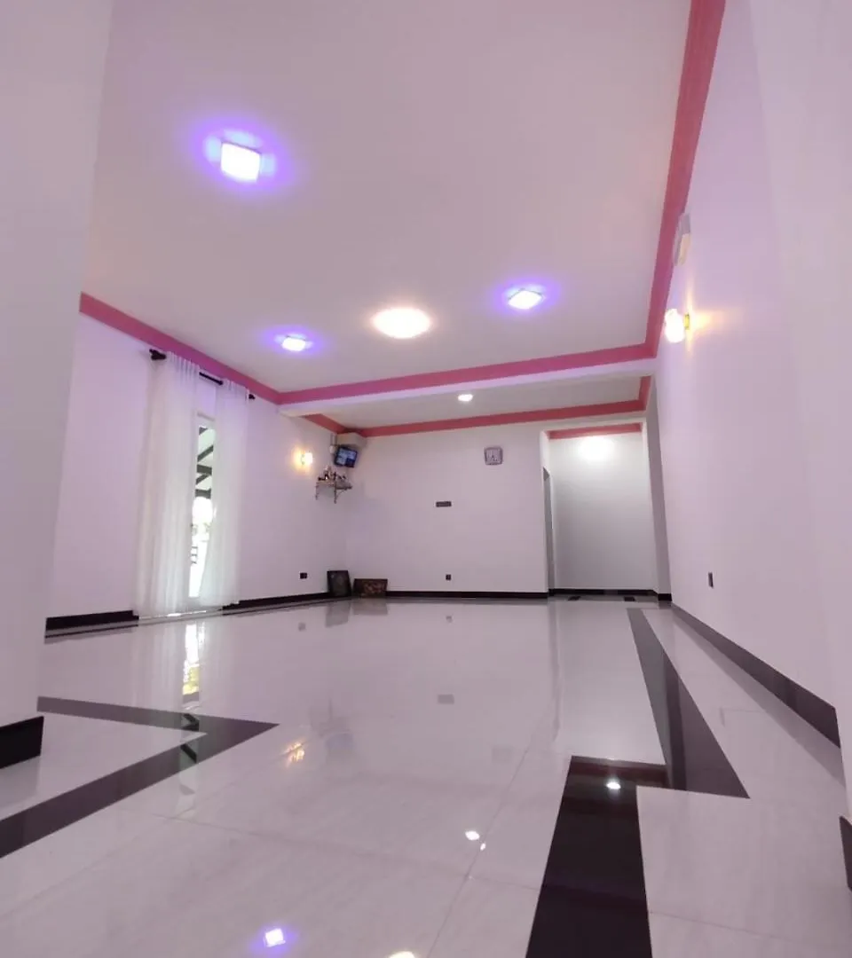 Vivente Negombo Apartment