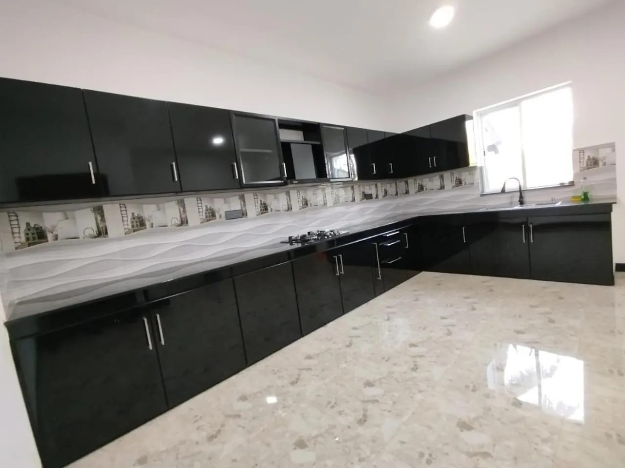 Vivente Negombo Apartment